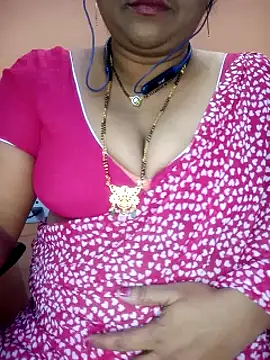 Snapshot of Sexy-Telugunayana2 chatting on 18, 12, 2024 Sexy-Telugunayana2 online show from 18, 12, 2024