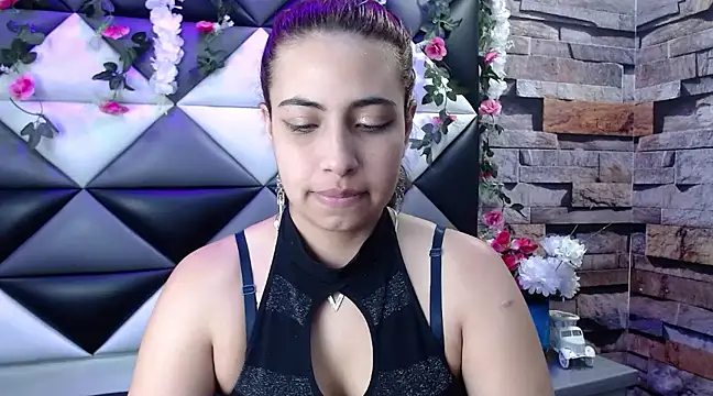 Snapshot of Tammy_Blackk chatting on 5, 3, 2025 Tammy Blackk online show from 5, 3, 2025