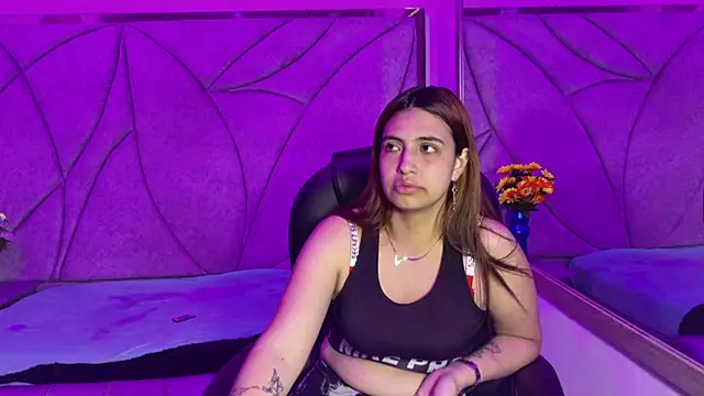 Snapshot of Tammy_Blackk chatting on 25, 11, 2025 Tammy Blackk online show from 25, 11, 2025