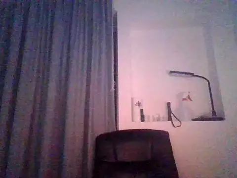 Snapshot of Leila1965 chatting on 8, 11, 2025 Leila1965 online show from 8, 11, 2025