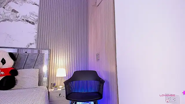 Pink Jazmin online show from 10, 2, 2026