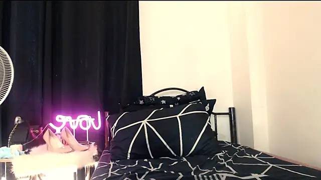 Nathalie Heartxoxo69 online show from 27, 2, 2026