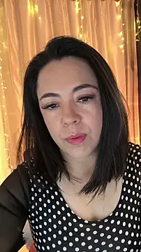 Bella fournier online show from 17, 12, 2025