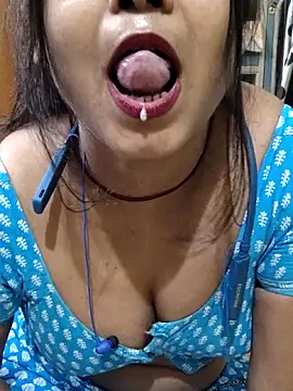 yoursweety09 online show from 16, 4, 2026