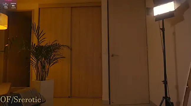 Snapshot of _srerotic chatting on 22, 2, 2025 srerotic online show from 22, 2, 2025