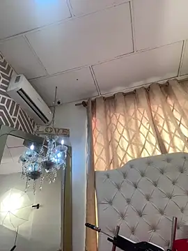 Snapshot of SashaDurante chatting on 17, 4, 2026 SashaDurante online show from 17, 4, 2026
