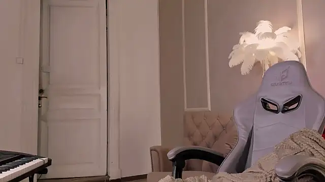 Alisia Mars online show from 11, 2, 2025