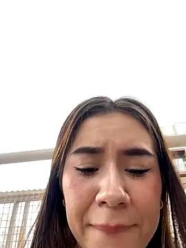 Snapshot of Im_Valen_Cute chatting on 5, 11, 2025 Im Valen Cute online show from 5, 11, 2025