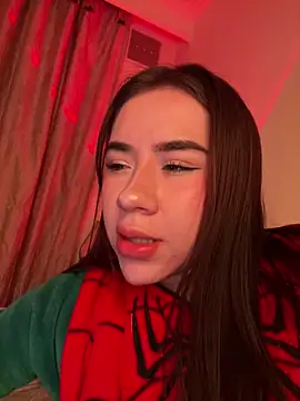 Snapshot of Im_Valen_Cute chatting on 6, 11, 2025 Im Valen Cute online show from 6, 11, 2025