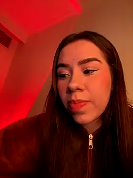 Snapshot of Im_Valen_Cute chatting on 21, 11, 2025 Im Valen Cute online show from 21, 11, 2025