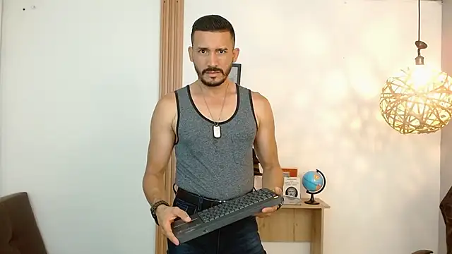 Reiko 85  online show from 13, 2, 2025