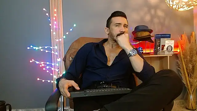 Reiko 85  online show from 6, 3, 2026