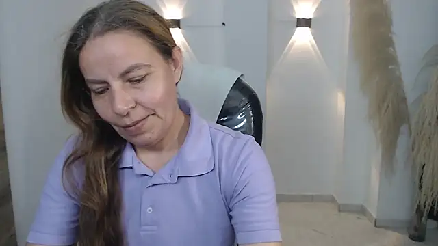 Milf karlye online show from 16, 12, 2025