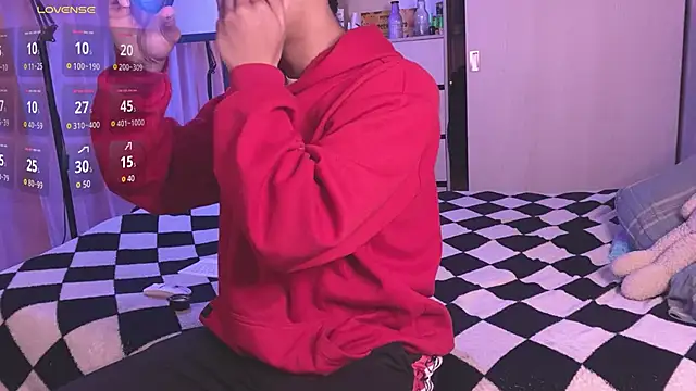 Snapshot of teobowny_ chatting on 3, 2, 2025 teobowny online show from 3, 2, 2025