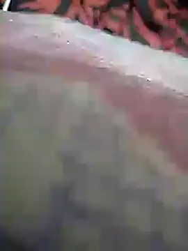 mallucallboy2104 online show from 4, 1, 2025