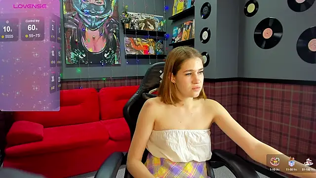 Jennifer Wadee online show from 22, 12, 2024