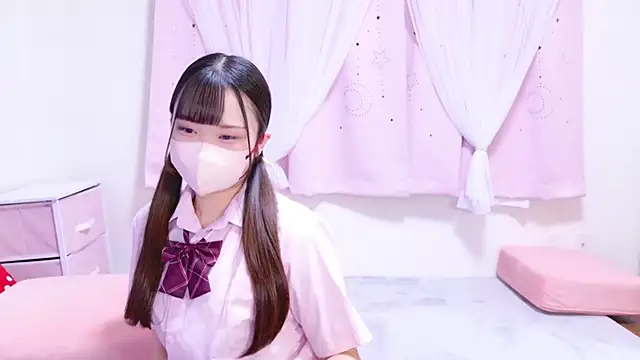 MAIKA pyon online show from 4, 12, 2024