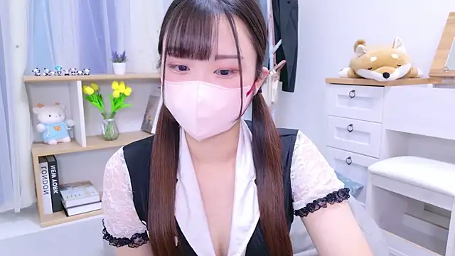 MAIKA pyon online show from 8, 12, 2024