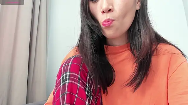 aenie online show from 4, 2, 2025