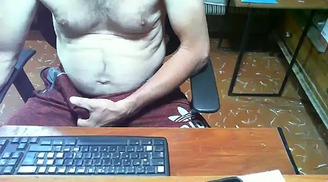 Roberto3102 online show from 25, 1, 2025