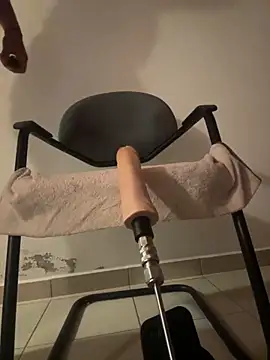 Snapshot of cretanbi chatting on 15, 9, 2025 cretanbi online show from 15, 9, 2025