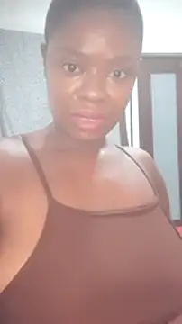 Luciouslips00 online show from 4, 1, 2025