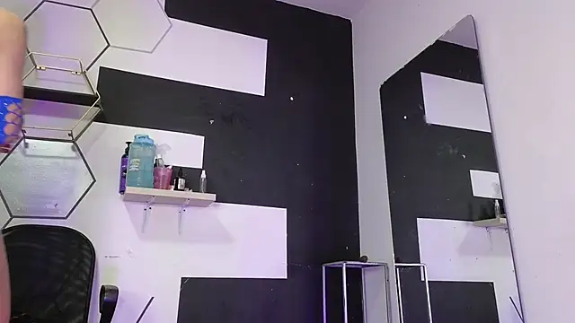 Snapshot of haileycat chatting on 10, 10, 2025 haileycat online show from 10, 10, 2025