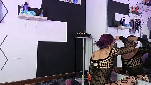 Snapshot of haileycat chatting on 23, 12, 2025 haileycat online show from 23, 12, 2025