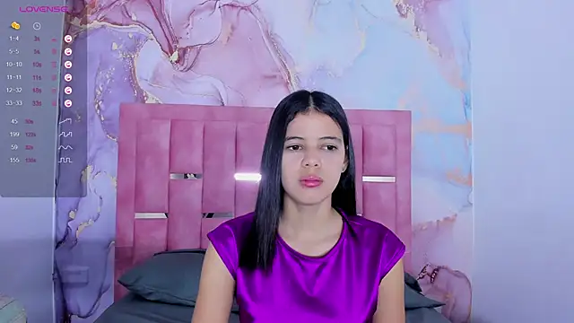 Snapshot of LizzMartin chatting on 14, 1, 2025 LizzMartin online show from 14, 1, 2025