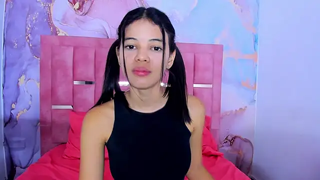 Snapshot of LizzMartin chatting on 27, 1, 2025 LizzMartin online show from 27, 1, 2025