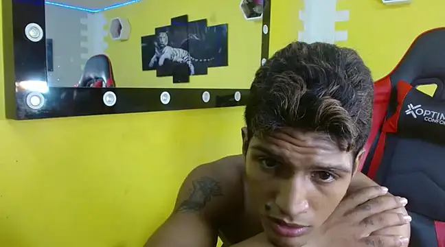 mau elixxx online show from 20, 1, 2025