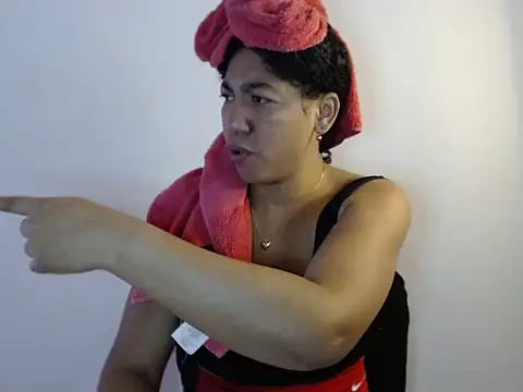 bellacrespalatina online show from 12, 9, 2025