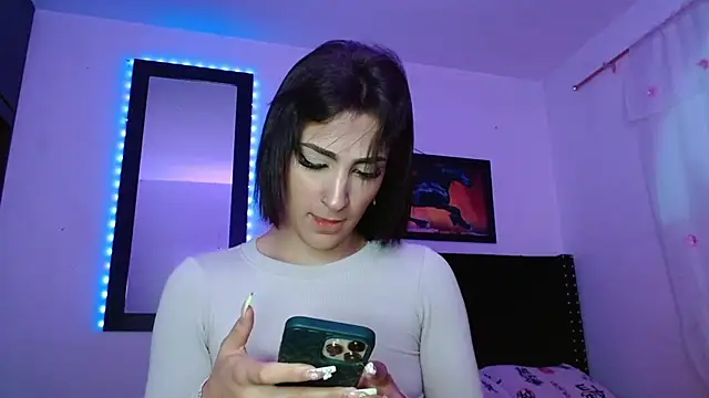 Triana Damelio online show from 3, 10, 2025