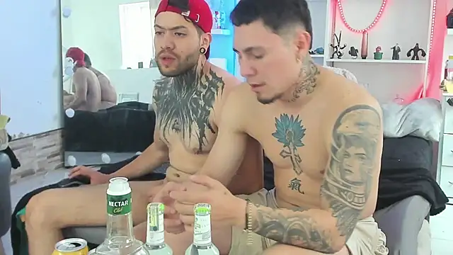 Snapshot of _tatho_perovich_ chatting on 25, 12, 2024 tatho perovich online show from 25, 12, 2024