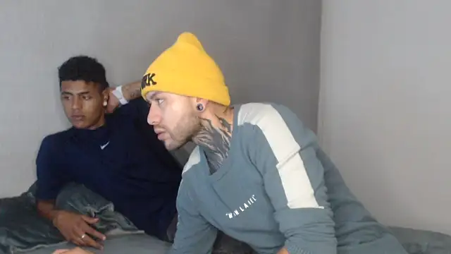 Snapshot of _tatho_perovich_ chatting on 18, 12, 2025 tatho perovich online show from 18, 12, 2025