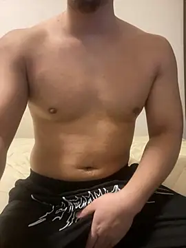 YU-KI00 online show from 14, 12, 2025