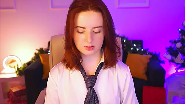AnnTerry  online show from 4, 1, 2025