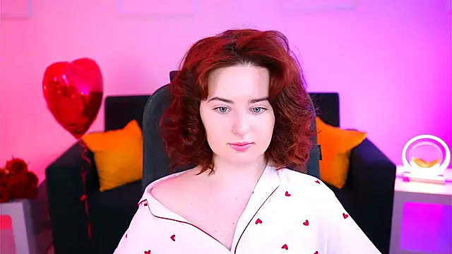 Snapshot of AnnTerry_ chatting on 16, 2, 2025 AnnTerry online show from 16, 2, 2025