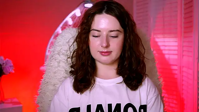 Snapshot of AnnTerry_ chatting on 24, 10, 2025 AnnTerry online show from 24, 10, 2025