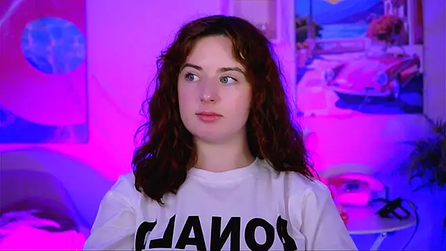 Snapshot of AnnTerry_ chatting on 27, 10, 2025 AnnTerry online show from 27, 10, 2025