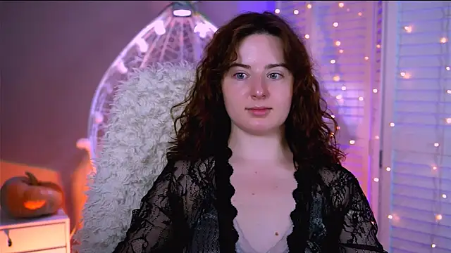 Snapshot of AnnTerry_ chatting on 30, 10, 2025 AnnTerry online show from 30, 10, 2025