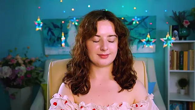 Snapshot of AnnTerry_ chatting on 8, 11, 2025 AnnTerry online show from 8, 11, 2025