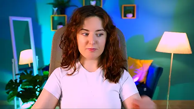 Snapshot of AnnTerry_ chatting on 14, 11, 2025 AnnTerry online show from 14, 11, 2025