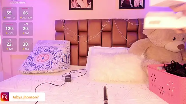 TabyJhonson online show from 8, 2, 2025