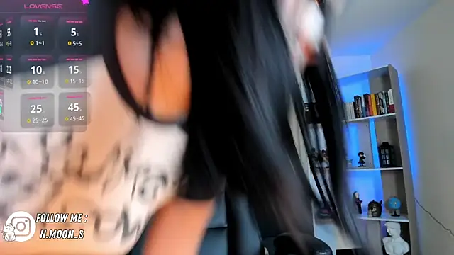 Alanna-Zue online show from 2, 12, 2024