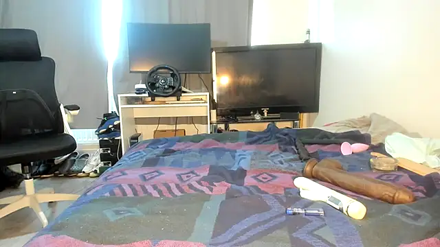 ENGLISHEMILY 69 online show from 17, 2, 2025