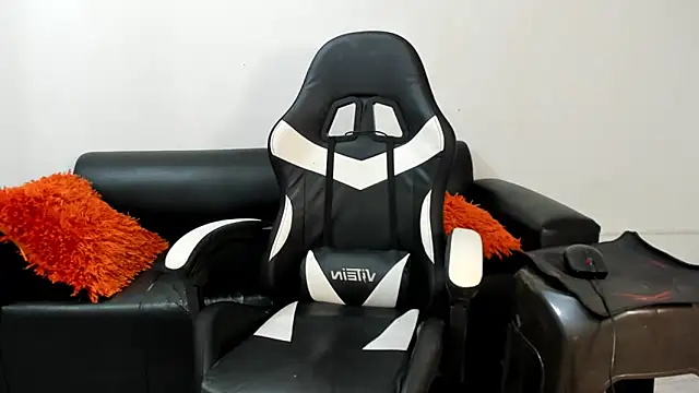 Snapshot of JuanDiegoKing chatting on 23, 3, 2025 JuanDiegoKing online show from 23, 3, 2025