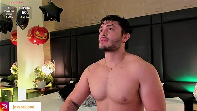 Snapshot of JossAckland chatting on 21, 10, 2025 JossAckland online show from 21, 10, 2025