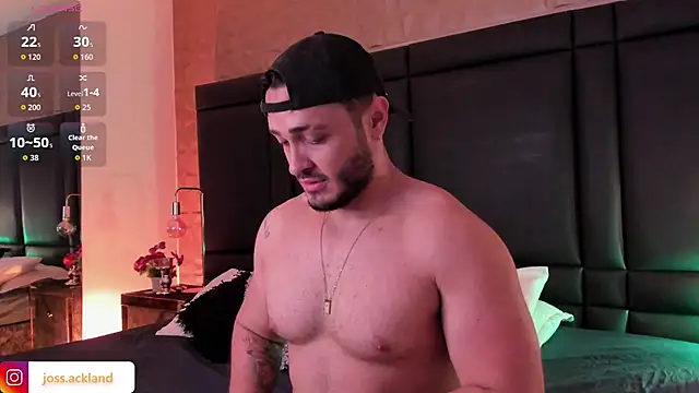 Snapshot of JossAckland chatting on 4, 11, 2025 JossAckland online show from 4, 11, 2025