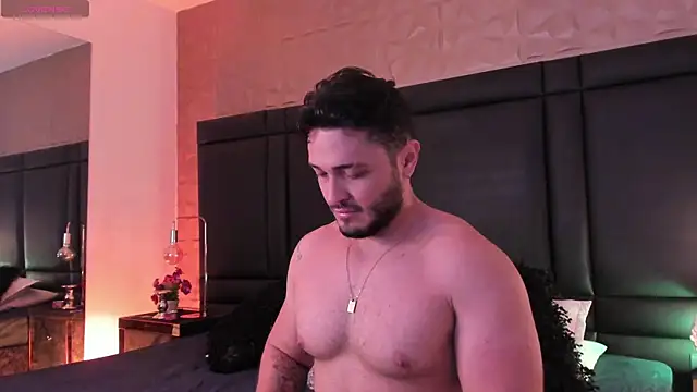 Snapshot of JossAckland chatting on 5, 11, 2025 JossAckland online show from 5, 11, 2025